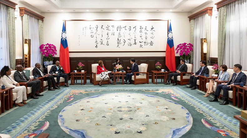 賴總統接見聖露西亞參眾議長訪團 盼共為全球和平繁榮貢獻更多力量