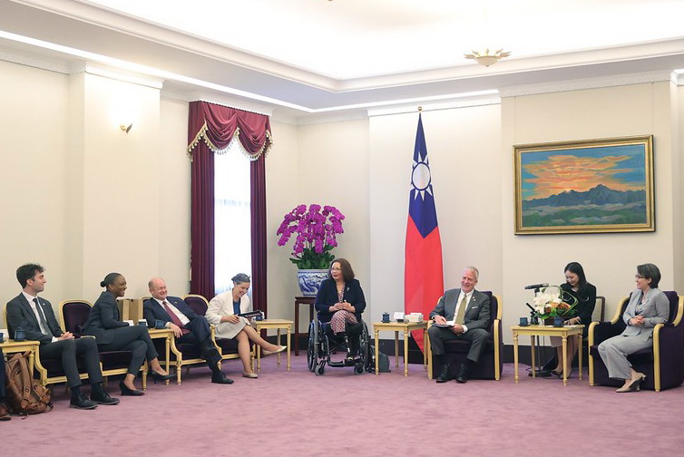 蕭副總統接見美國跨黨派參議員訪團 盼續深化堅定友誼及合作關係