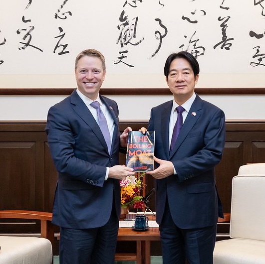 賴總統接見前白宮副國安顧問博明 盼密切合作 共同維護區域和平穩定