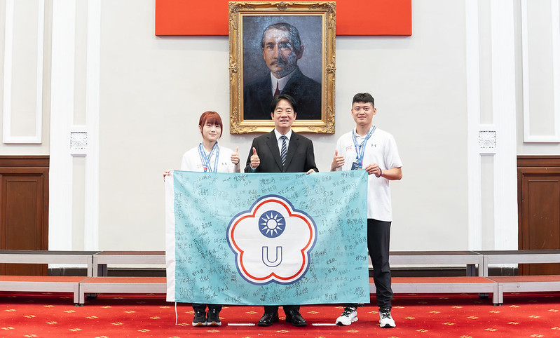 賴總統接見2025年夏季世大運代表團肯定奪獎牌數世界第9佳績為國爭光