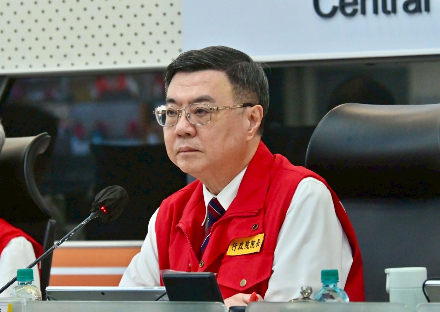 視導中央應變中心 卓揆：提高警覺掌握各種狀況 即時提供地方支援力量