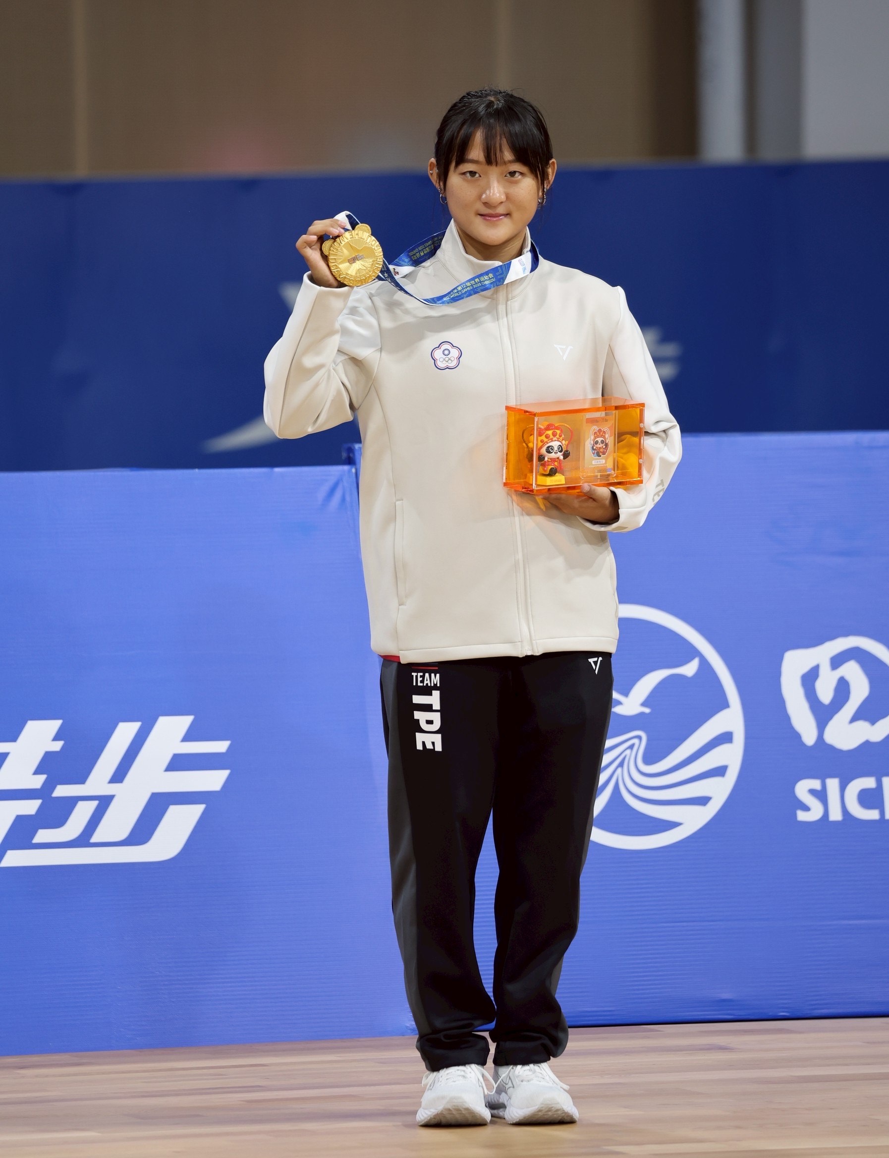 劉巧兮參加成都世運自由式輪滑女子速度過樁勇奪金牌 賴總統發賀電嘉勉