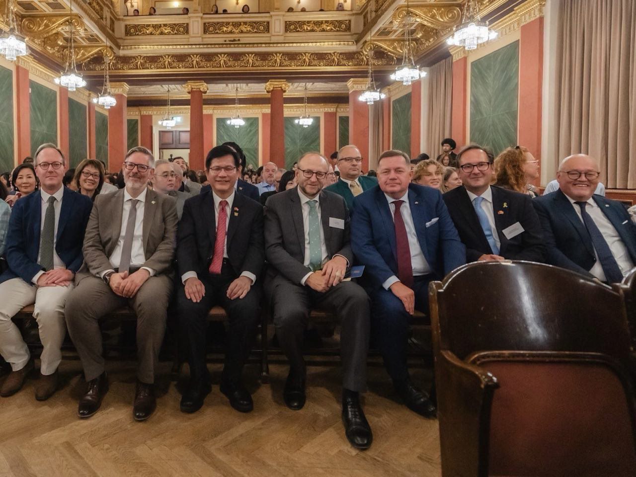 林佳龍率團訪奧地利出席「當東方遇見西方」音樂會 展現台灣深厚文化底蘊