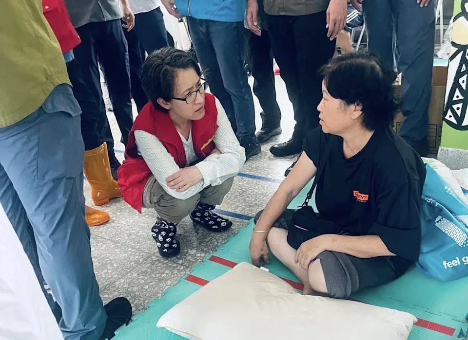 蕭副總統赴花蓮勘災 關心災民需求 盼攜手協力讓鄉親儘速恢復正常生活