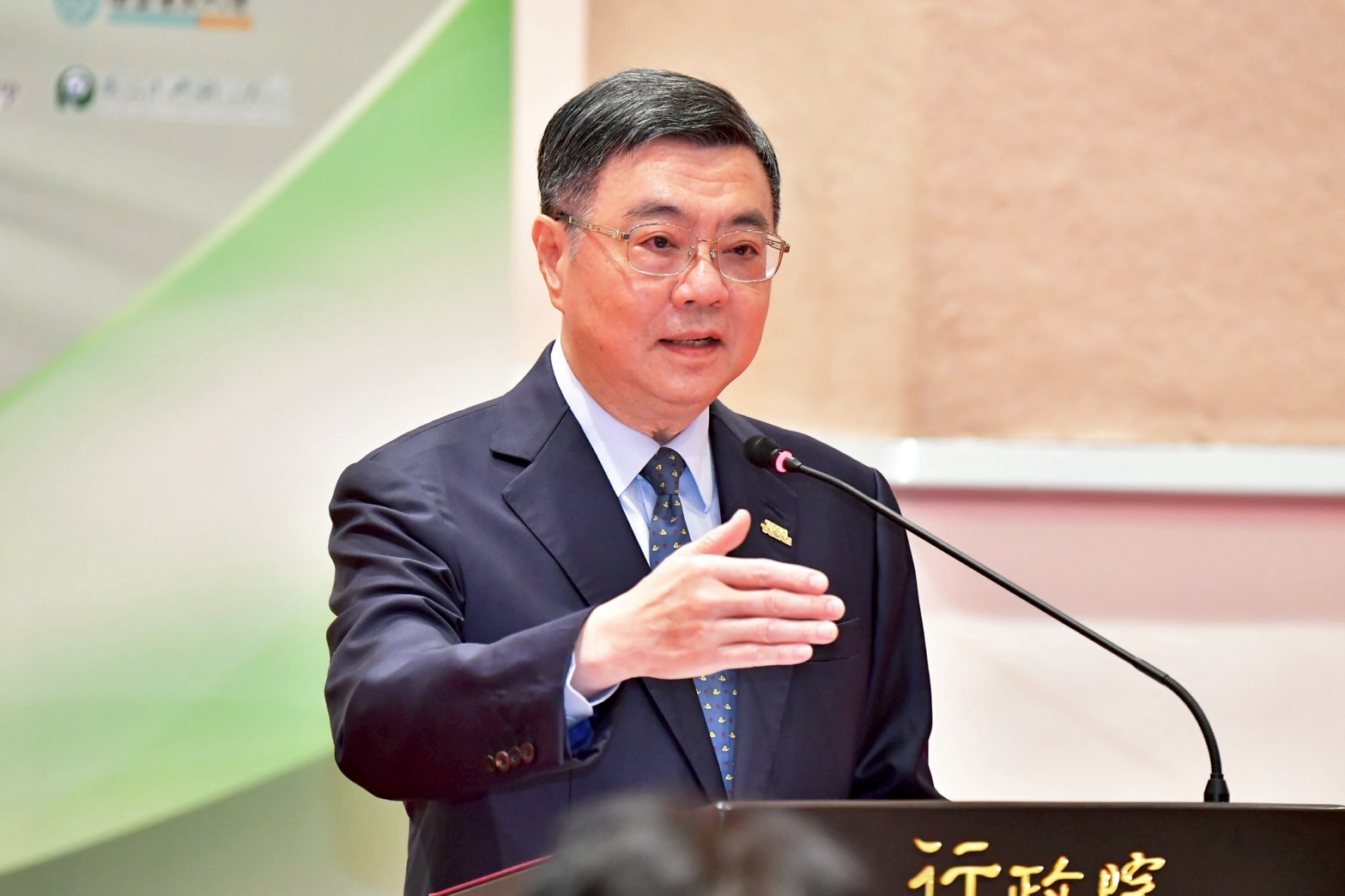 卓揆：落實教師節、中秋節及國慶日連假疏運安全 滿足民眾返鄉出遊需求