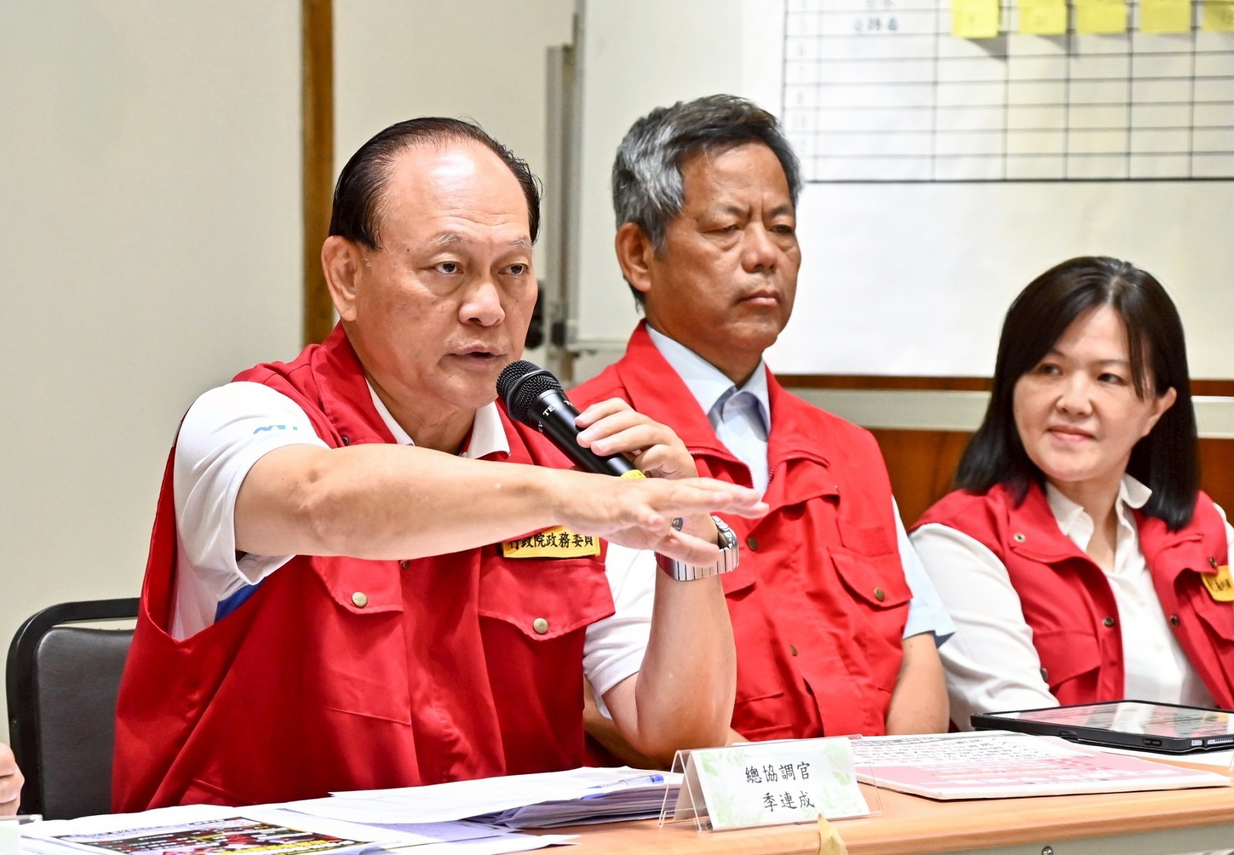 季連成：持續推進街道農田清淤進度 擬定災區志工保險方案 提供周延保障