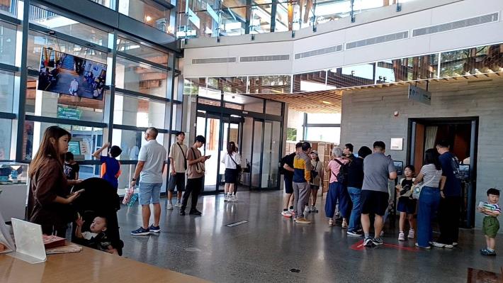 台南國慶連假熱門景點與特色商圈大排長龍 十月活動熱潮不歇續嗨到月底