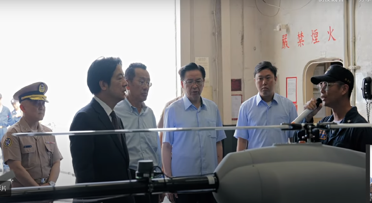 賴總統勗勉海軍62.1支隊 期勉成為「有榮耀、有紀律、有戰力」鋼鐵勁旅