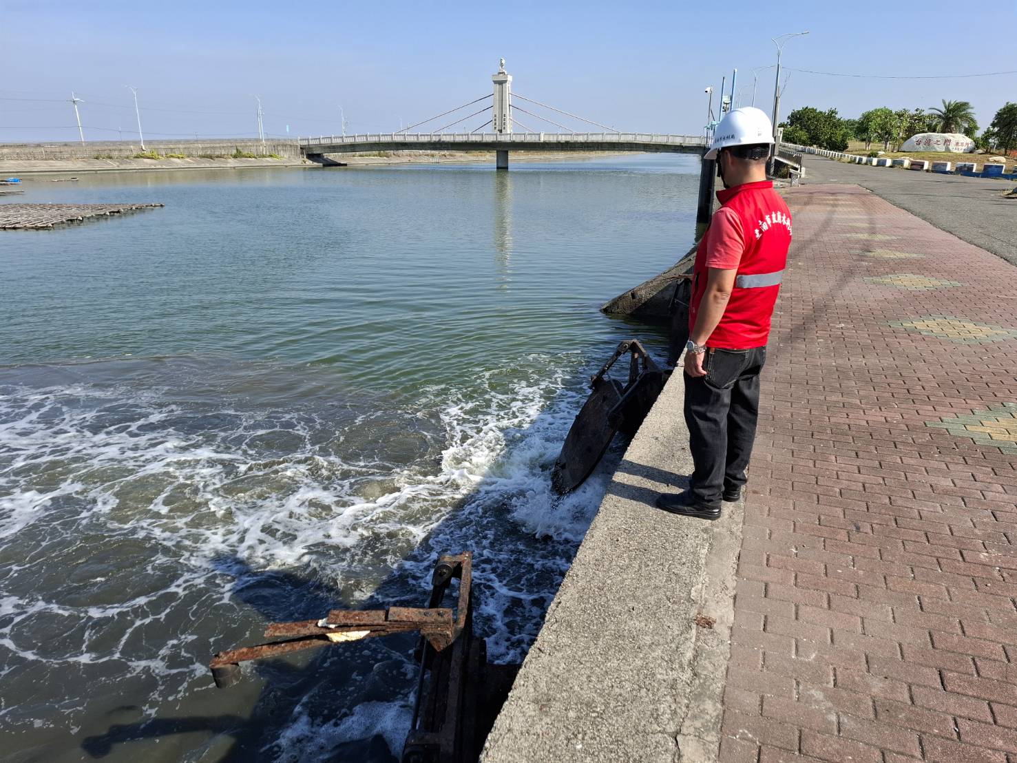 因應「鳳凰」颱風來襲 黃偉哲要求水利局加強檢查設施全面啟動防汛整備
