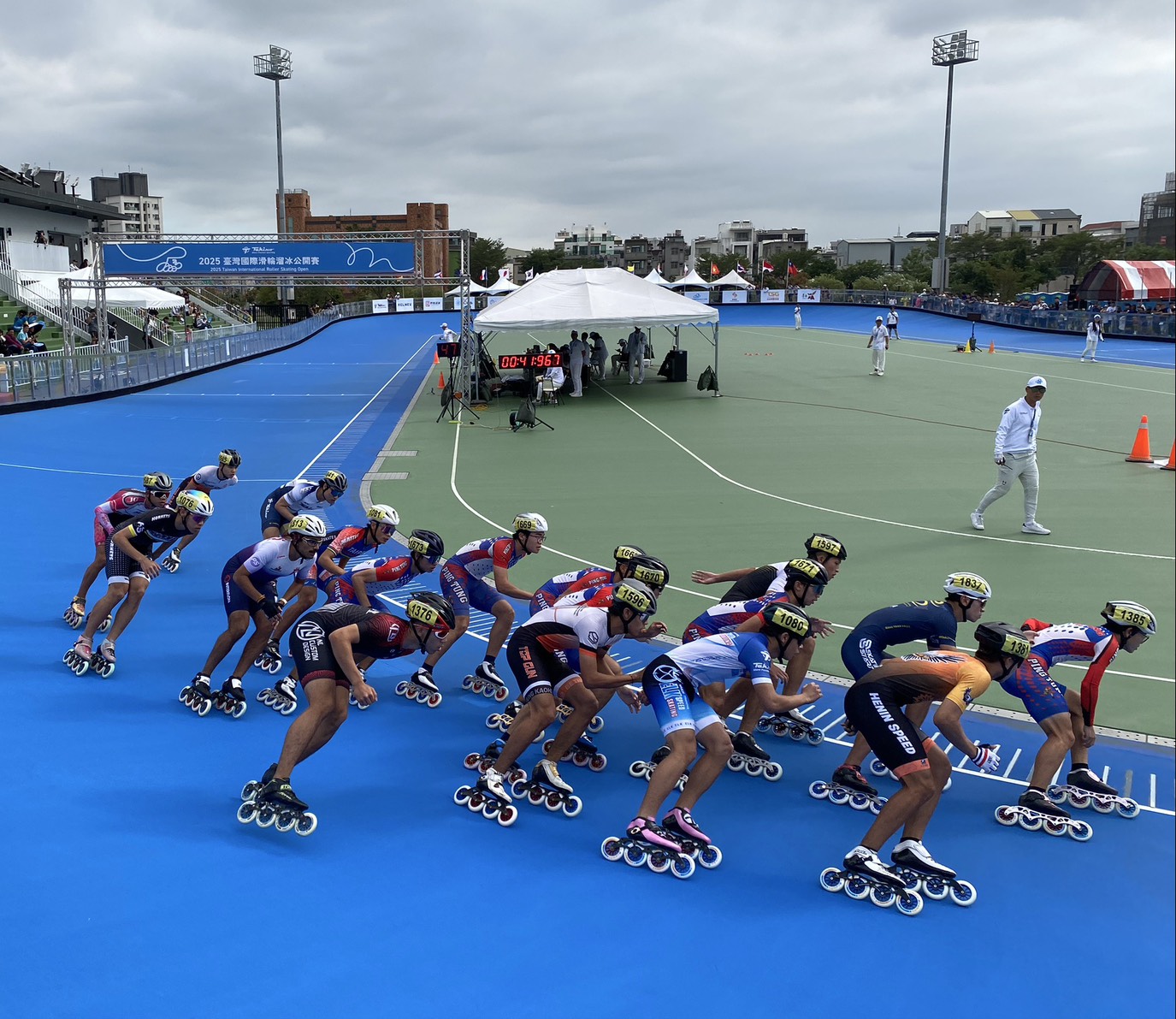2025台灣國際滑輪溜冰公開賽開跑 17個國家的菁英選手齊聚台南極速對決