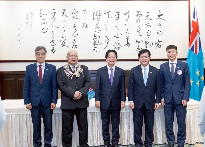 賴總統會晤吐瓦魯國戴斐立總理 期盼持續深化情誼 拓展更多元交流與合作