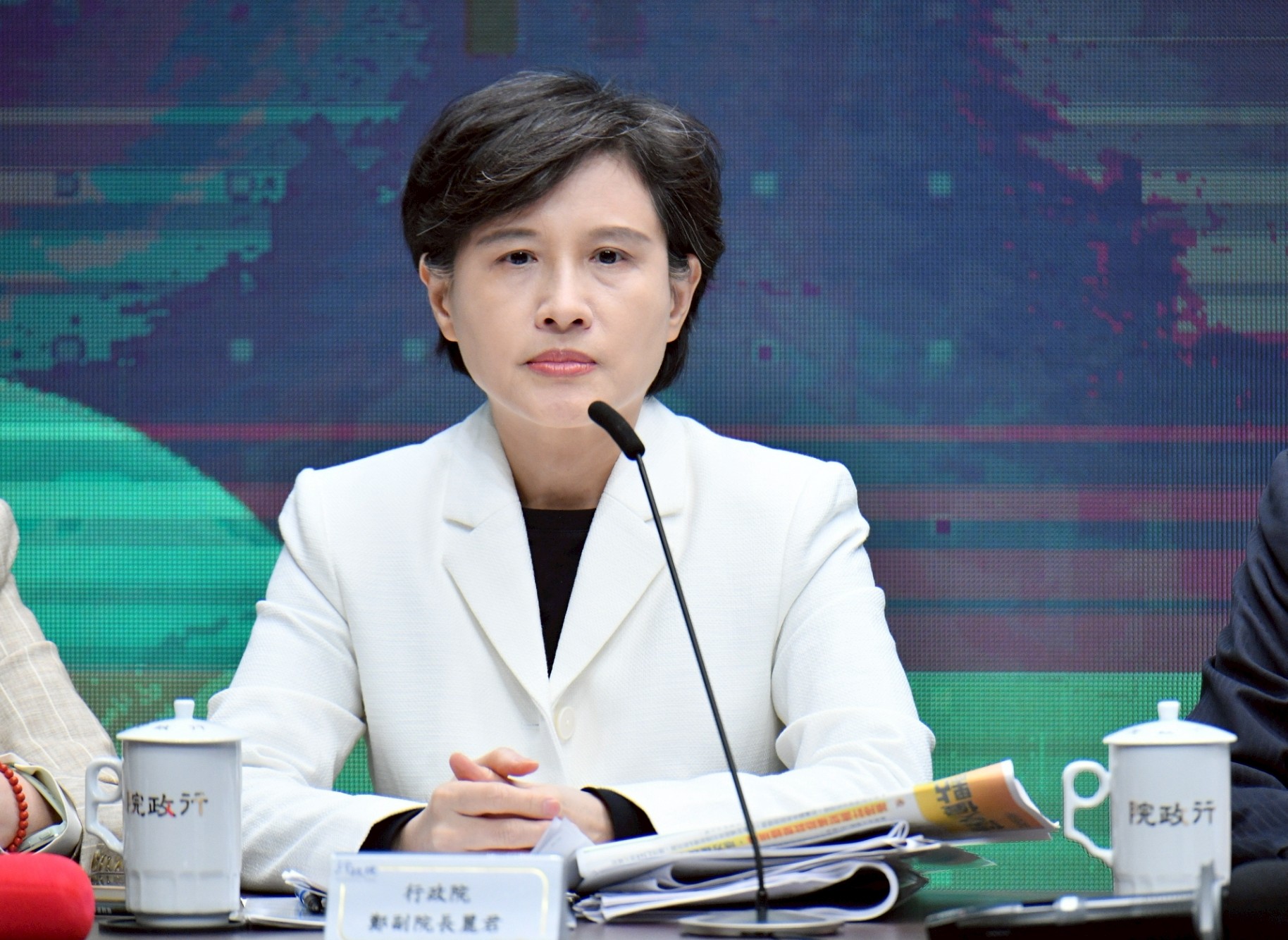 政院召開「穩定物價小組」會議 密切掌握供需變動 確保供應充裕價格平穩