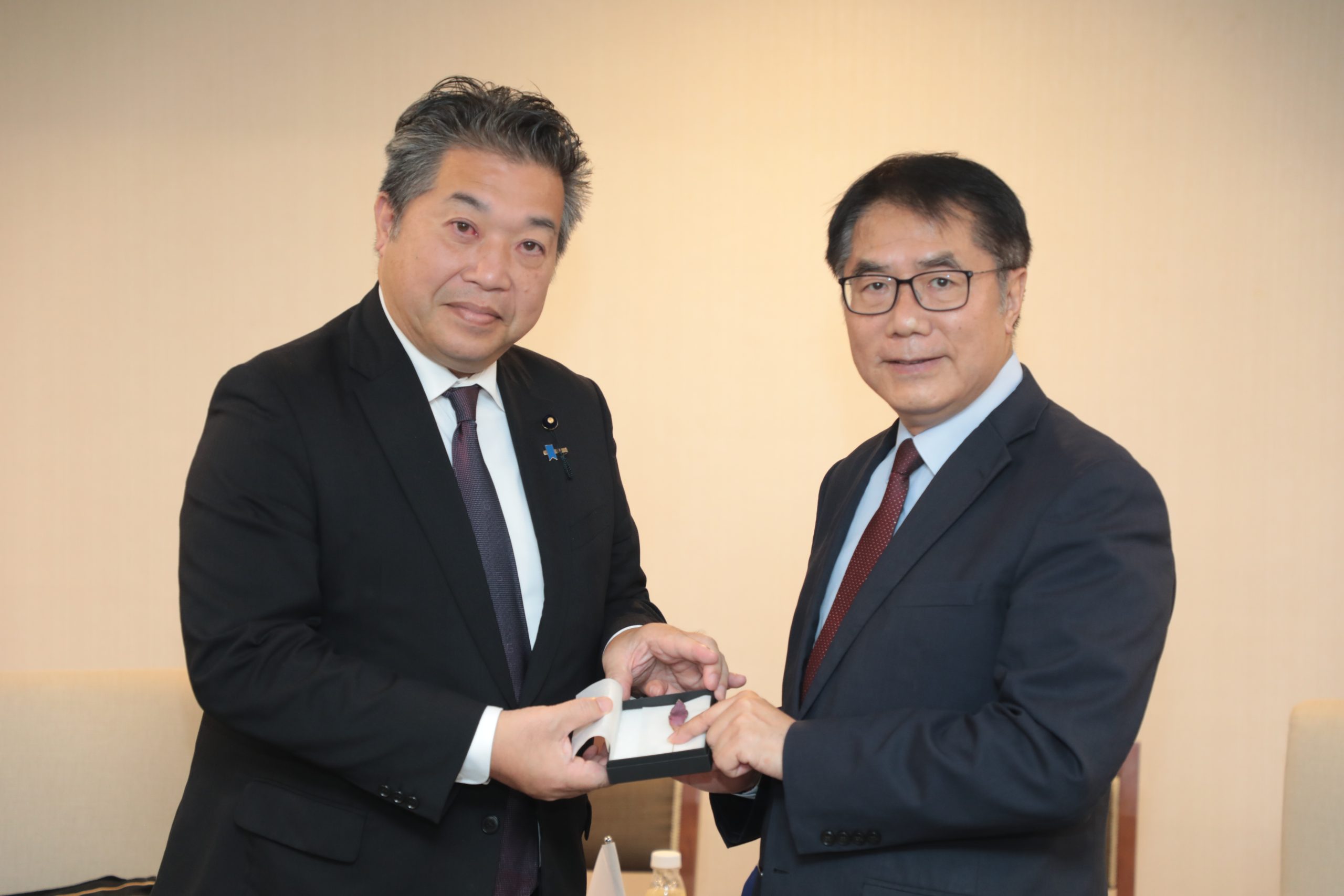 日本滋賀縣議員組團拜會黃偉哲 就觀光推廣及人才交流等議題進行深入討論