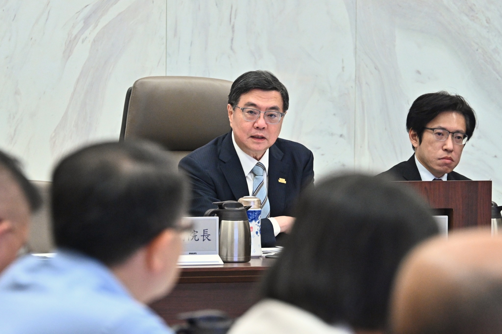 主持道安會報 卓揆：強化行人安全及駕照管理改革 盼2050年達零死亡目標