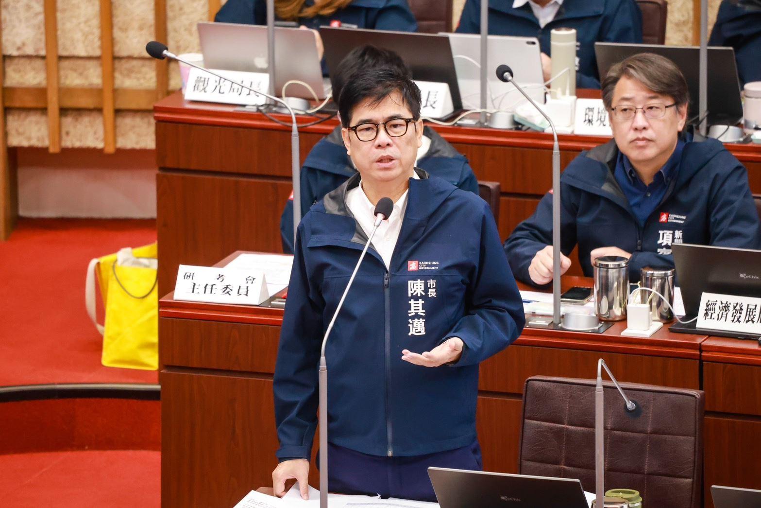 議員關心新住民制度 陳其邁：成立委員會提供多元諮詢輔導 協助適應環境