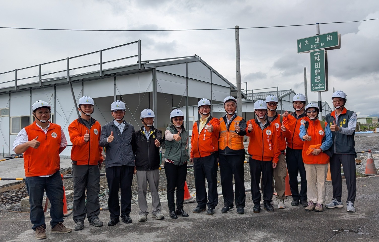 關心花蓮馬太鞍溪堰塞湖災後重建 劉世芳：中繼屋預計115年1月即可入住