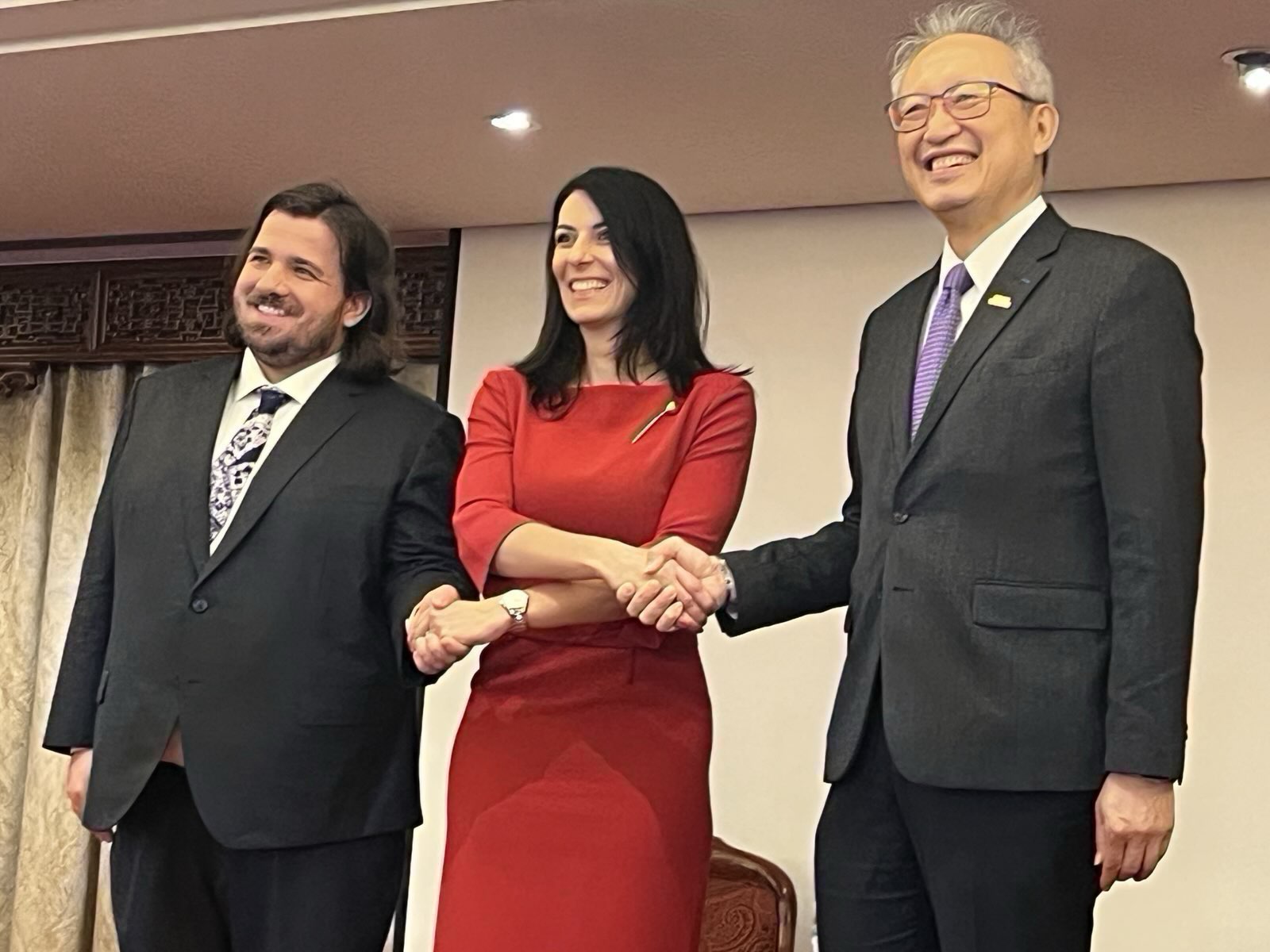 吳志中出席捷克前眾議院議長艾達莫娃演講會 並致詞肯定對台灣的堅定支持