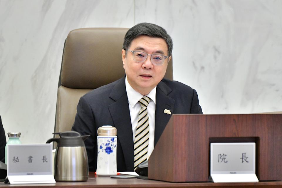 春節期間急診量能及藥品供應 卓揆：該提前部署 讓國人度過平安健康好年