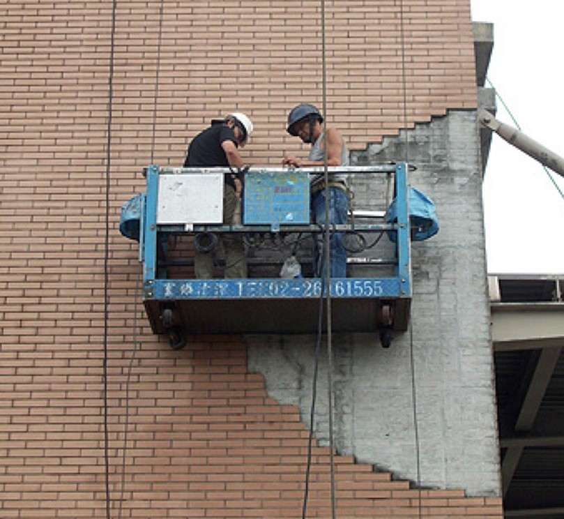 慎防外牆冷爆！ 台南市府籲建築外牆應自主檢查並儘早修補 避免磁磚掉落