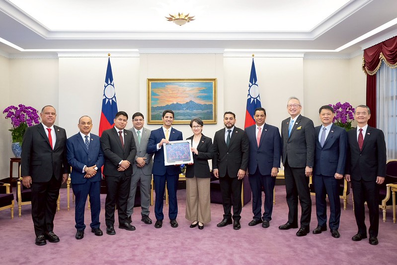 蕭副總統接見巴拿馬跨黨派國會議員訪團 盼透過交流互動深化雙邊關係發展