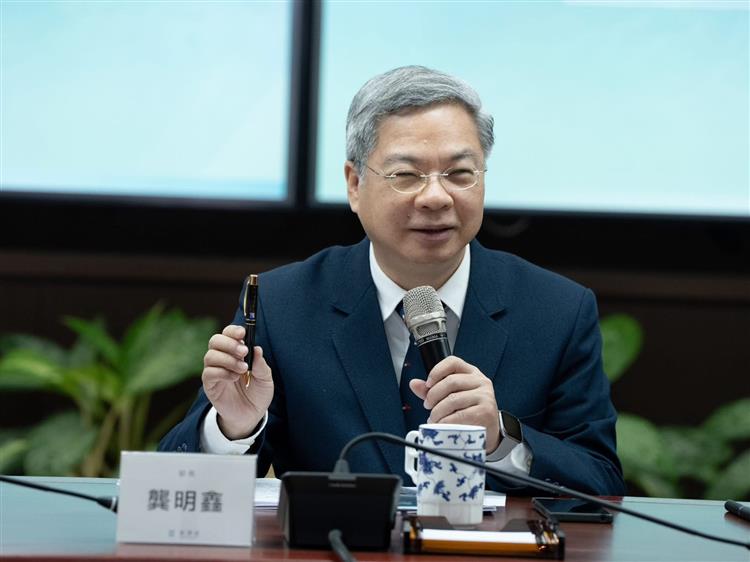 關稅談判見成果、經濟穩定成長 2026年轉守為攻 龔明鑫揭示五大施政目標