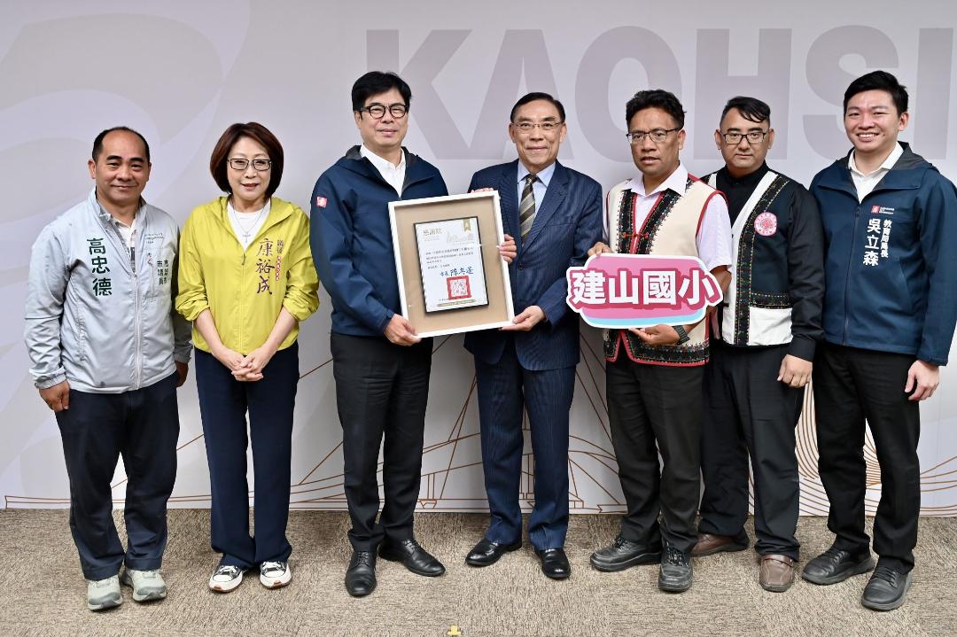 因應春節9天連假即將到來 陳其邁指示市府團隊落實環境整備與公共安全